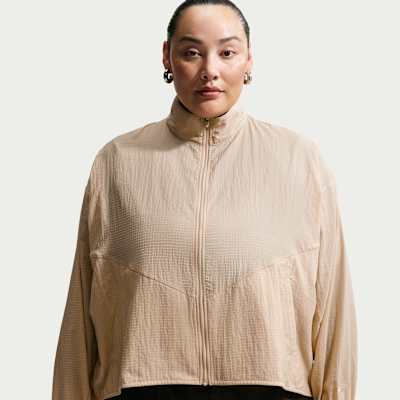 Nike Sportswear Women's Oversized Lightweight Ripstop Jacket (Plus